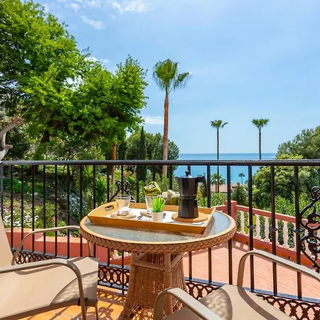Ladera Apartment *